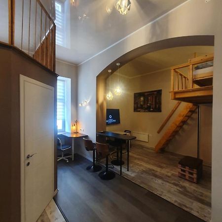Art-Club Apartment With Air Condition Boedapest Buitenkant foto