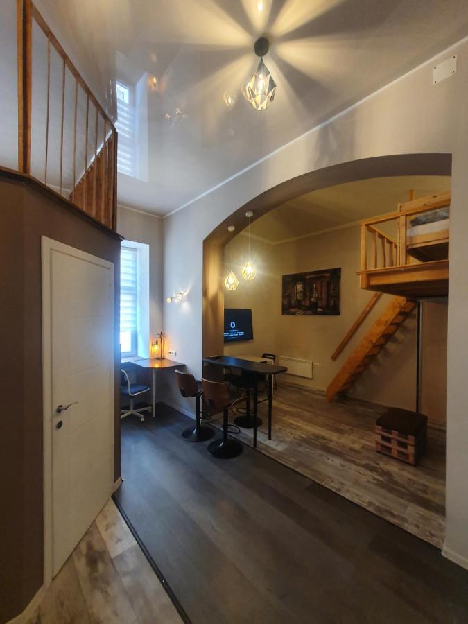 Art-Club Apartment With Air Condition Boedapest Buitenkant foto