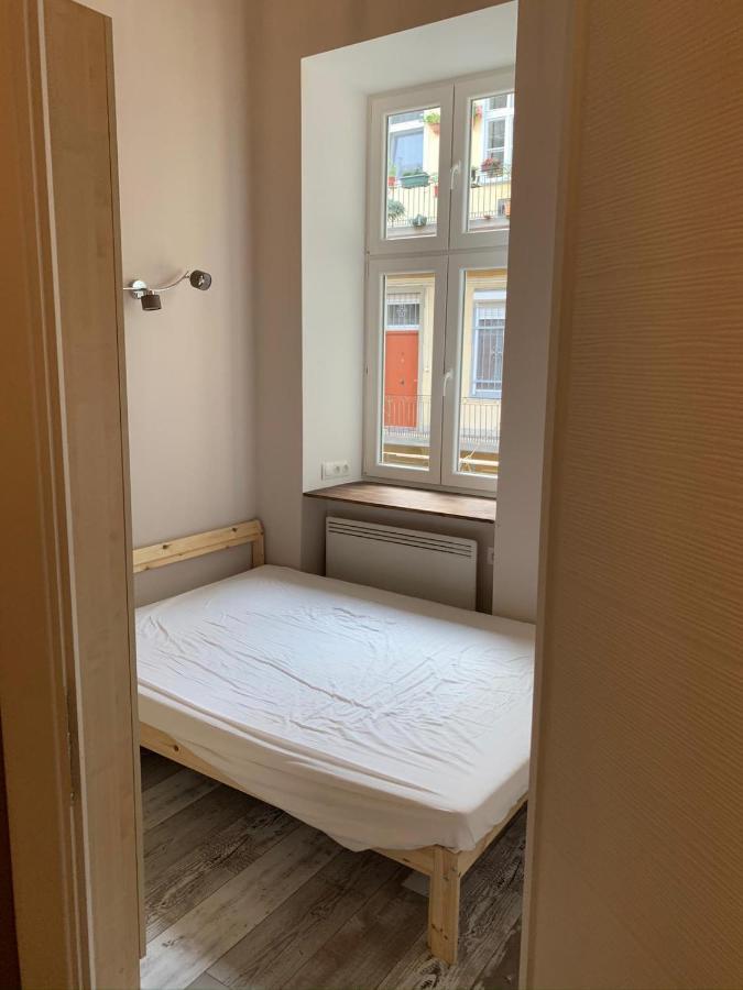 Art-Club Apartment With Air Condition Boedapest Buitenkant foto
